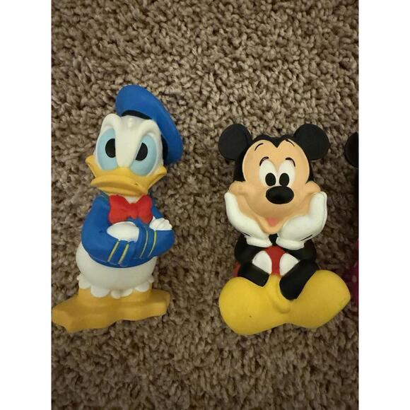 Disney Rubber Mickey Mouse And Friends Lot Of 5 Bath Toys Mickey Pluto Minnie - Picture 2 of 7